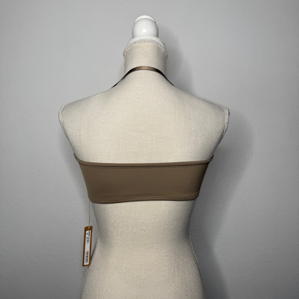 SKIMS Bandeau Bikini Top Desert Adjustable Strap Recycled Nylon NWT Size M - Picture 3 of 6